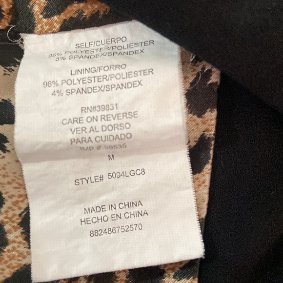 XOXO Black Jacket With Leopard Lining Size M - Picture 8 of 9